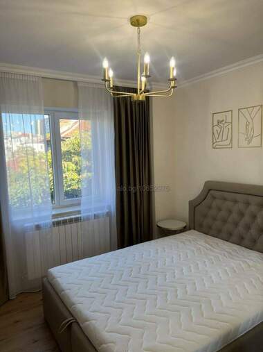 Închiriere - Apartament în Hășove,  Ruse