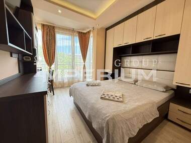 Închiriere - Apartament în Center,  Varna