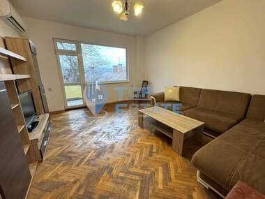 Miete - Wohnung in Zentar,  Weliko Tarnowo