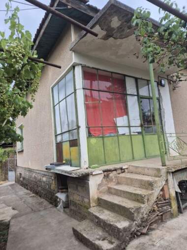 Vânzare - Casă în Botunia,  Vrața