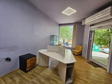 Verkauf - Laden/Büro/Schönheitssalon/Gastronomie/Zahnarztbüro in Banischora,  Sovia