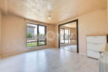 For sale - House in Karadjovo,  Plovdiv