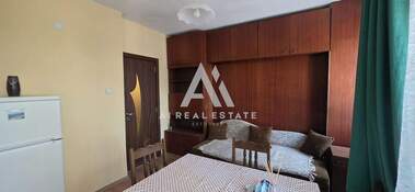 Închiriere - Apartament în Wider Center,  Pleven