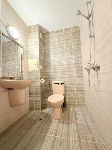Închiriere - Apartament în Lazur,  Burgas