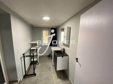 Închiriere - Apartament în Veselceane,  Kărdjali