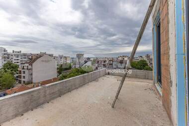 For sale - Apartment in Cveten kvartal,  Varna