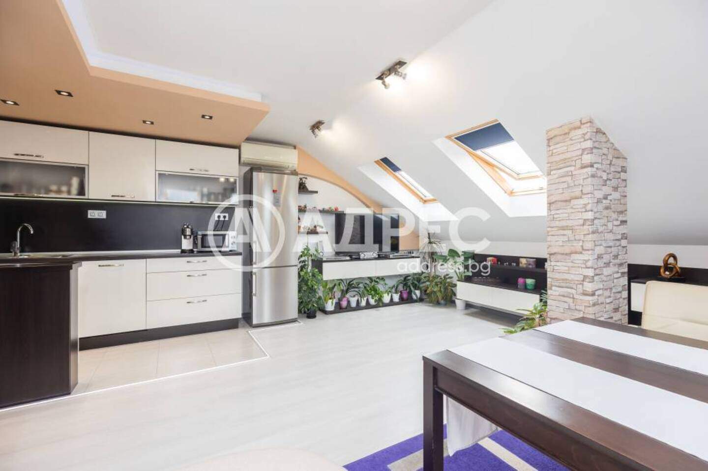 Cu trei camere Apartament în Kolhozen pazar, Varna – fotografia 10