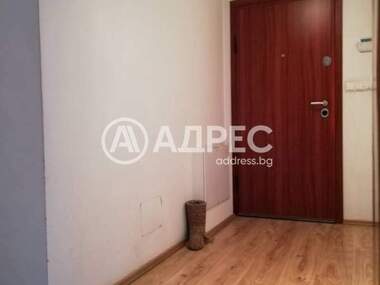 Ενοίκιο - Γραφείο σε Център,  София