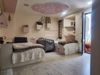 Verkauf - Wohnung in Zentar,  Iambol