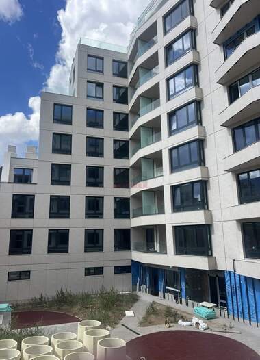 Продажба - Апартамент в Кръстова вада,  София
