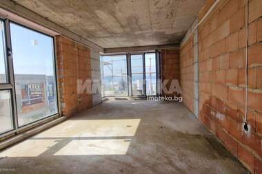 Продажба - Апартамент в Бриз,  Варна