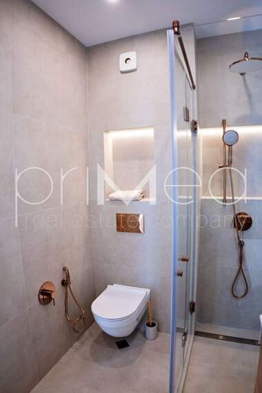 Închiriere - Apartament în Slaveîkov,  Burgas