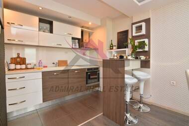 Kira - Apartman olarak VINS - Çerven ploshtad,  Varna