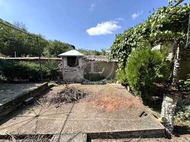 For sale - House in Novi Izvor,  Plovdiv