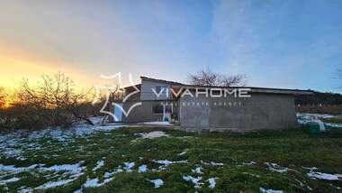 For sale - House in Aksakovo,  Varna