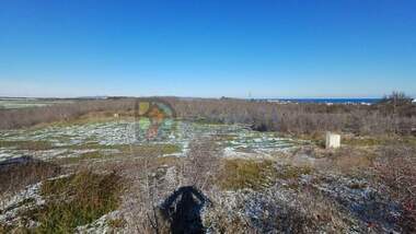 Vânzare - Teren agricol în Lozeneț,  Iambol