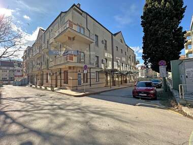 Πώληση - Γραφείο/Κατάστημα/Κομμωτήριο σε Център,  Варна