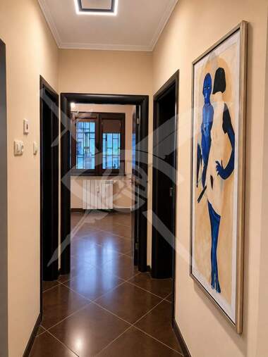 Kira - Apartman olarak Oborishte,  Sofia