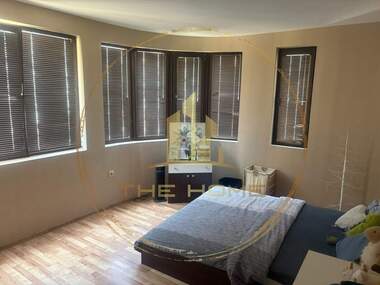 Kira - Apartman olarak Pogrebi,  Varna