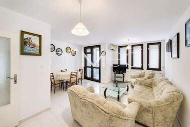 Vânzare - Apartament în Lazur,  Burgas