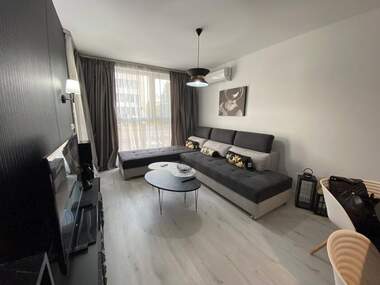 Închiriere - Apartament în Lazur,  Burgas