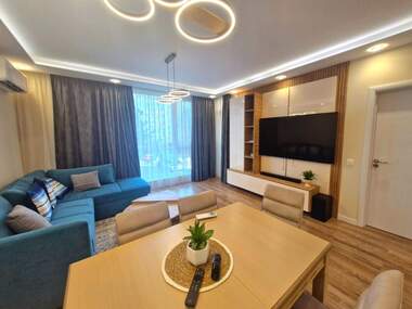 Miete - Wohnung in Wazrajdane,  Burgas