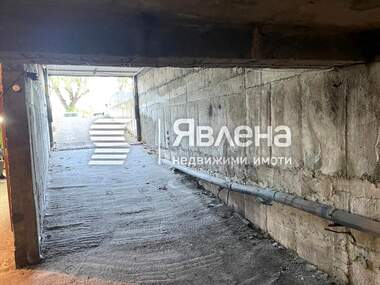Продажба - Гараж в Изгрев,  Бургас