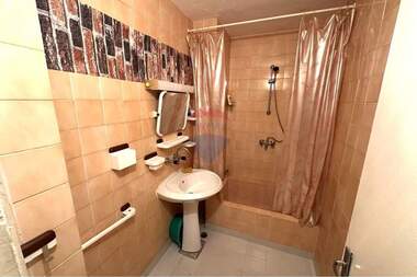For sale - Apartment in Charodeyka - Iug,  Ruse