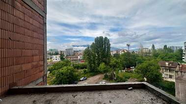 Продажба - Апартамент в Сухата река,  София
