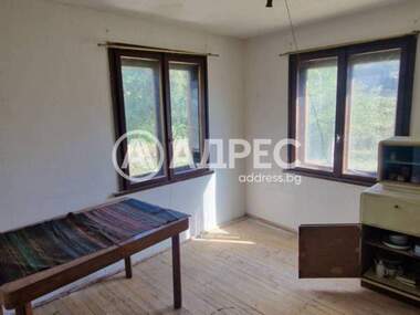 For sale - House in Govedarci,  Sofia Oblast