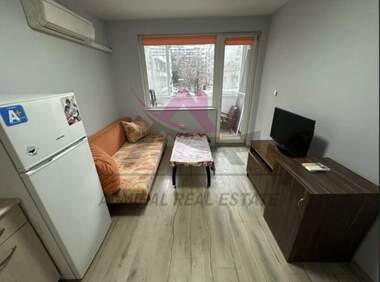 For rent - Apartment in Kolhozen pazar,  Varna