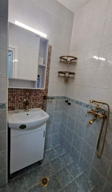 Închiriere - Apartament în Izgrev,  Burgas