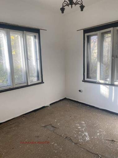 Продажба - Апартамент в Каменица 1,  Пловдив