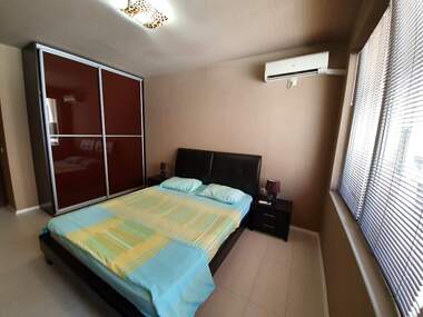 Închiriere - Apartament în Zornița,  Burgas