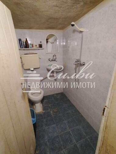 Продажба - Къща във Втори корпус,  Шумен