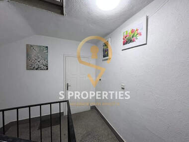 Vânzare - Apartament în Kolhozen pazar,  Varna