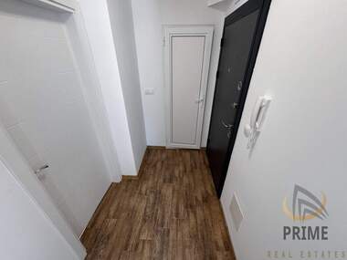 Închiriere - Apartament în Lazur,  Burgas