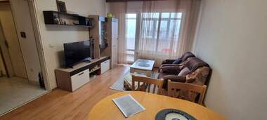 For sale - Apartment in Osvobojdenie,  Razgrad