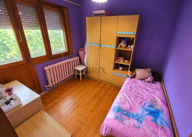 For sale - House in Sredna kula,  Ruse