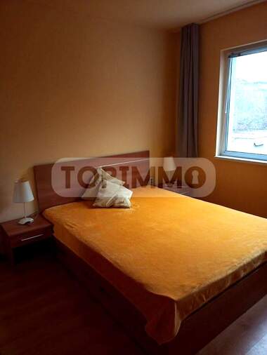 Închiriere - Apartament în VINS - Ceerven ploștiad,  Varna