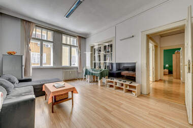 Verkauf - Wohnung in Center,  Sovia