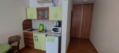 Продажба - Апартамент в Равда,  Бургас