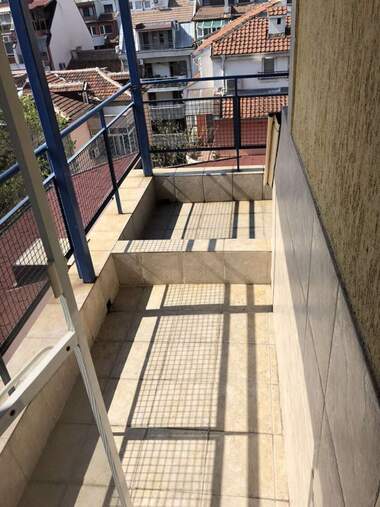 Închiriere - Apartament în Sădiîski,  Plovdiv