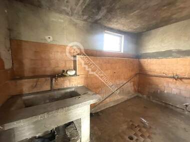 Продажба - Къща в Патреш,  Велико Търново
