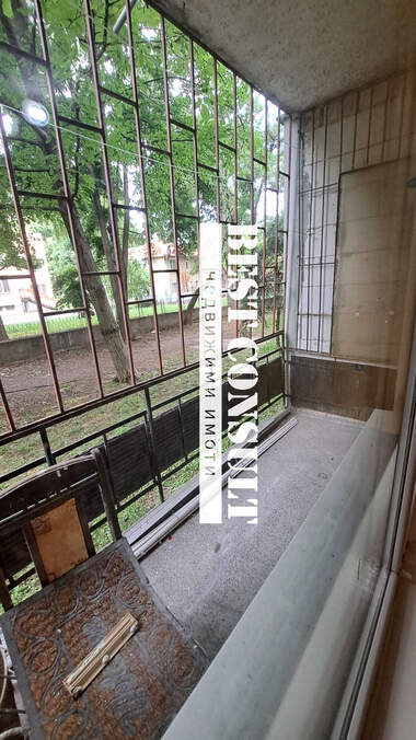 Închiriere - Apartament în Zdraveț,  Ruse