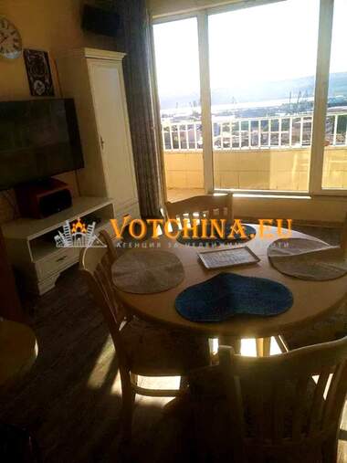 Vânzare - Apartament în Center,  Varna