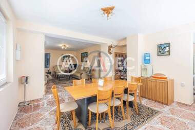Продажба - Къща в Траката,  Варна