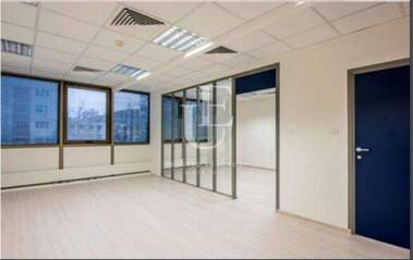 Kira - Ofis olarak Izgrev,  Sofia