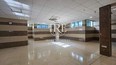 For rent - Store in Metro,  Varna