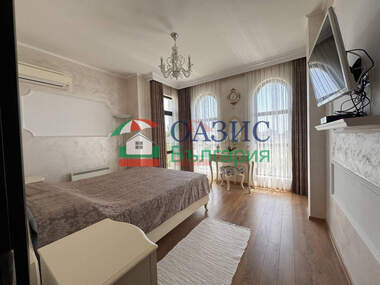 For sale - House in Sveti Vlas,  Burgas